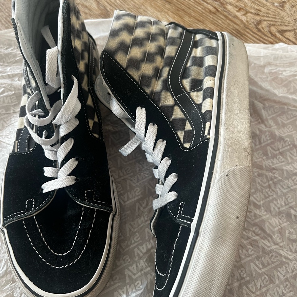 Vans Classic White Skate Shoes. Used.